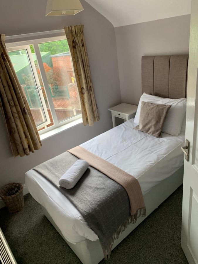 ChristletonNewlyn House公寓 外观 照片